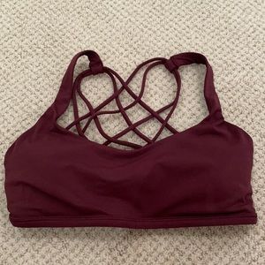Lululemon Free to be bra